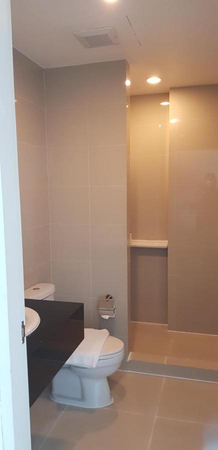 Kos Hotel Suvarnabhumi Airport -Sha Extra Plus Бангкок Экстерьер фото